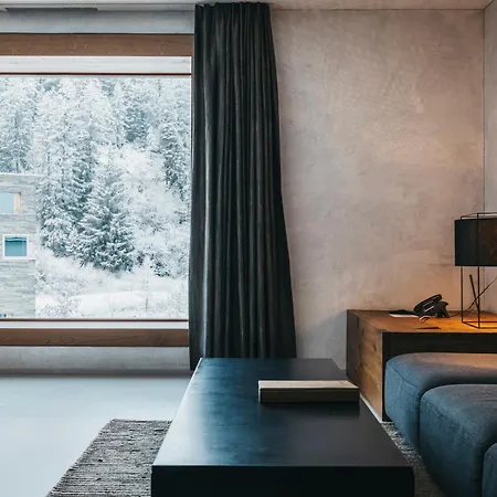 Rocksresort 4*